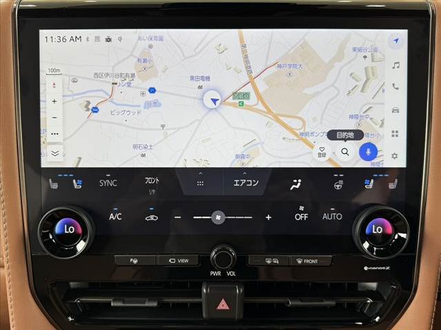 Toyota Vellfire 3