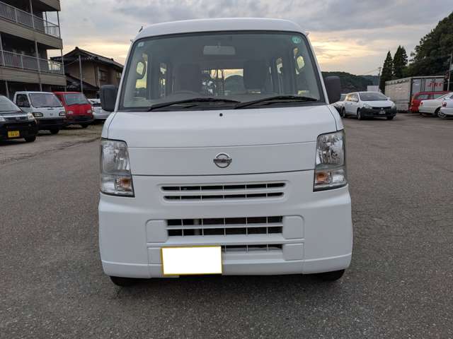 Nissan NV100 Clipper 2