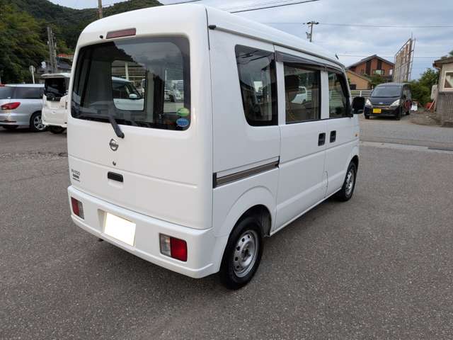 Nissan NV100 Clipper 6