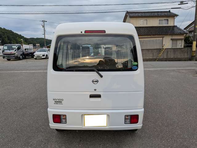 Nissan NV100 Clipper 7