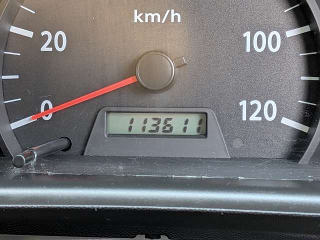 Nissan NV100 Clipper 10