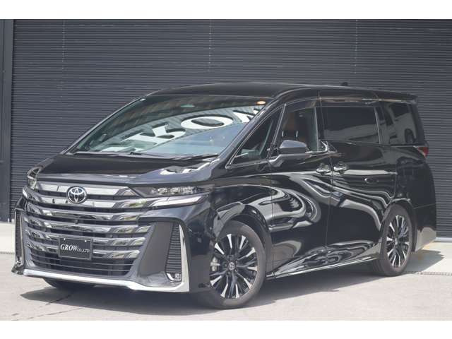 Toyota Vellfire 2