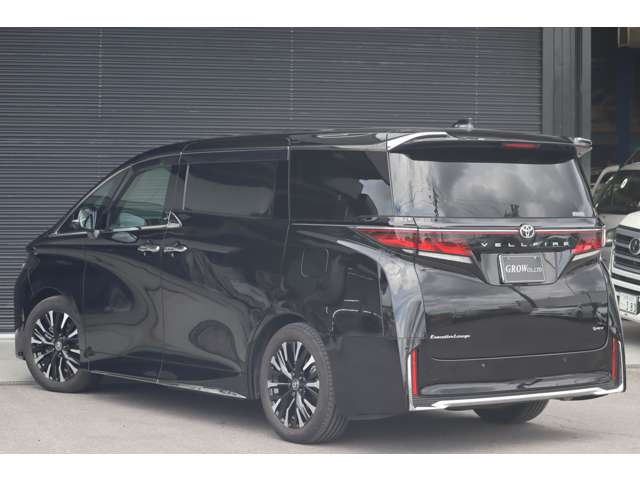 Toyota Vellfire 6