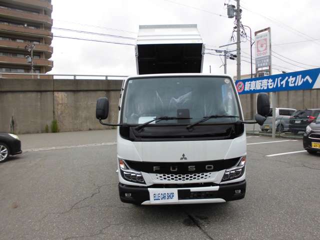 Mitsubishi Fuso Canter 2