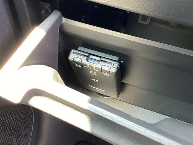 Mitsubishi eK X 4