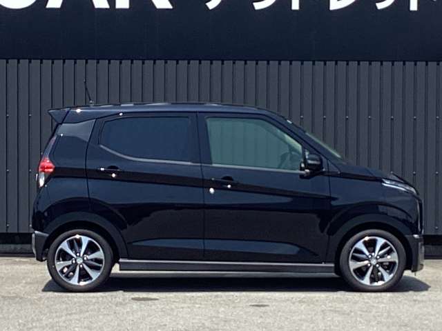Mitsubishi eK X 10