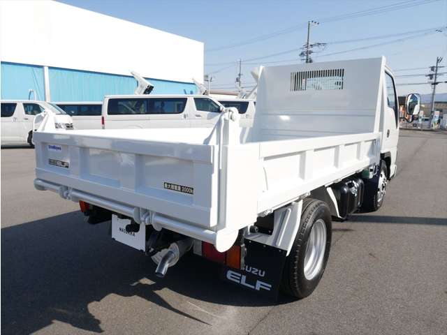 Isuzu Elf 5