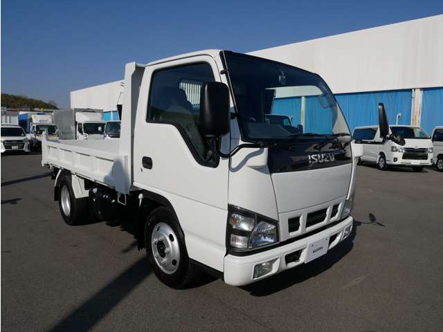 Isuzu Elf 7