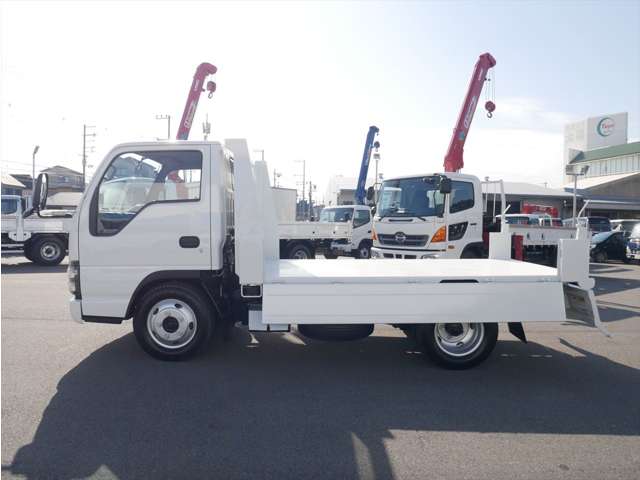 Isuzu Elf 9