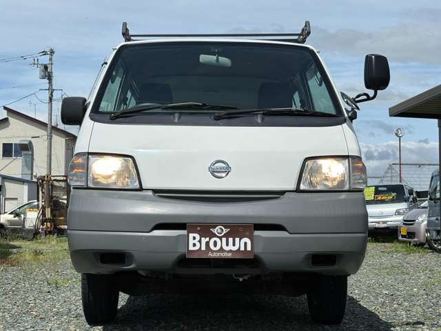 Nissan Vanette 5
