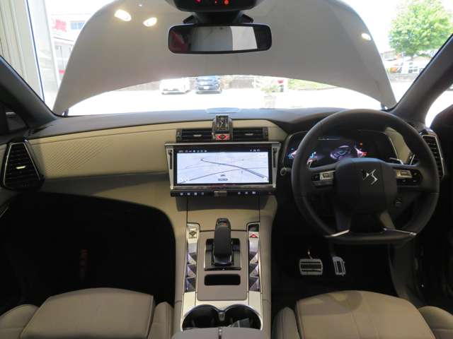 DS Automobiles DS7 6