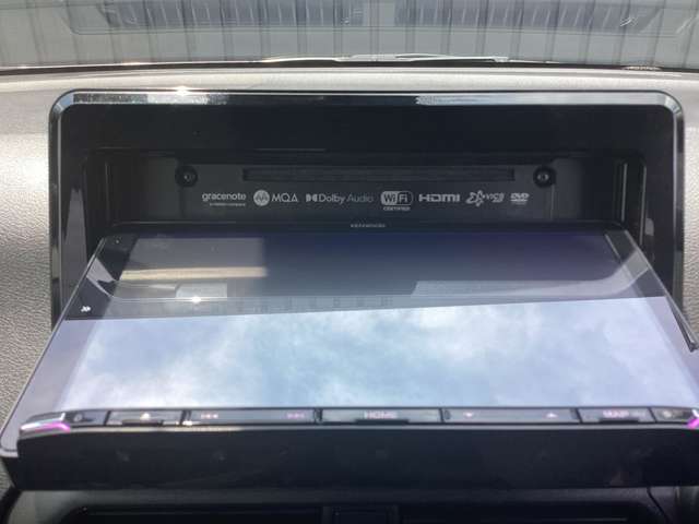 Mitsubishi eK X 12