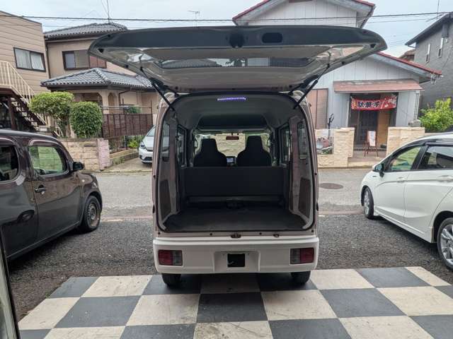 Nissan NV100 Clipper 9