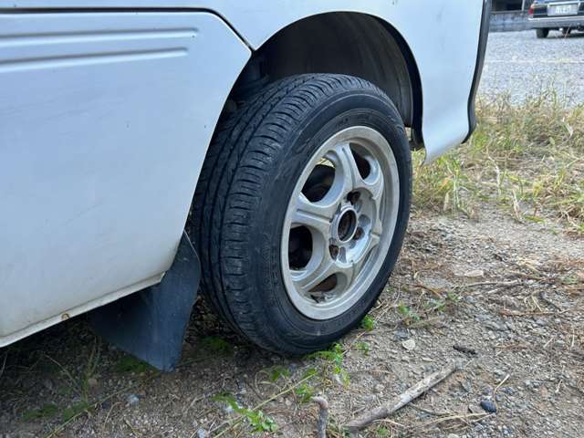Daihatsu Hijet Pickup 4