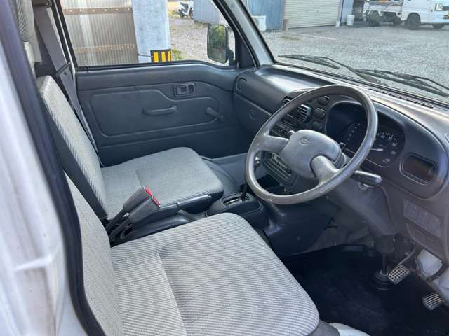 Daihatsu Hijet Pickup 5