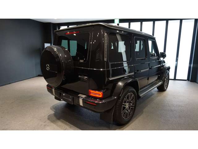 Mercedes-Benz G-Class 9