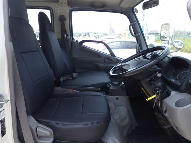 Hino Dutro 10