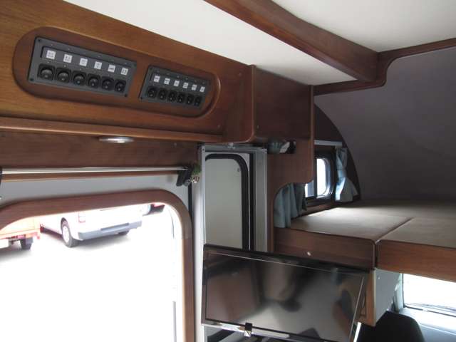 Mazda Bongo Truck 7