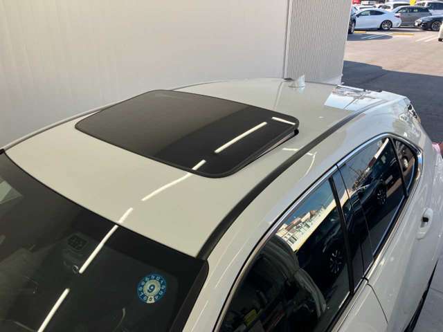 Lexus UX 6