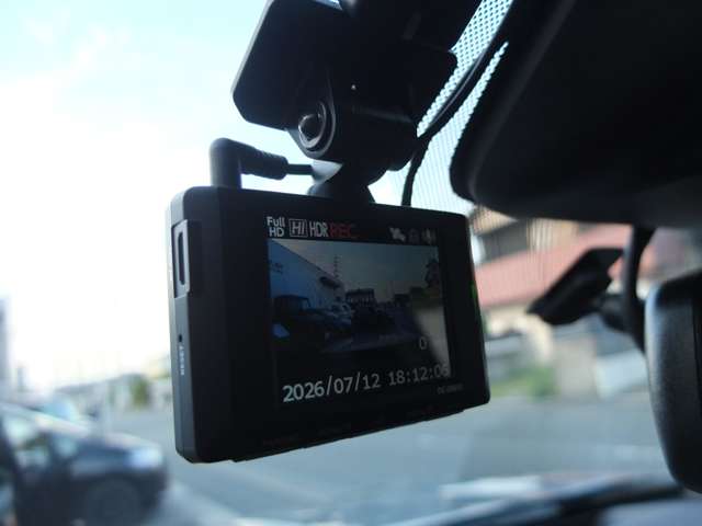 Mitsubishi Outlander 4