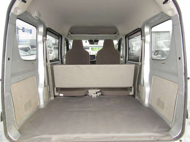 Nissan NV100 Clipper 9