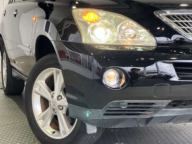 Toyota Harrier Hybrid 4