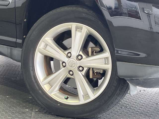 Toyota Harrier Hybrid 5