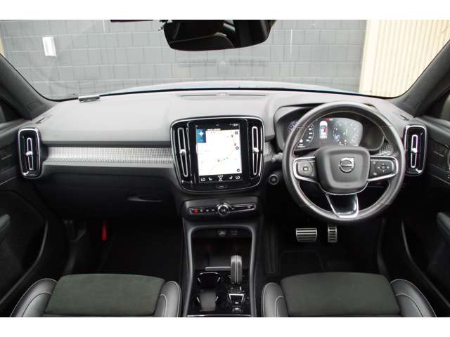 Volvo XC40 4