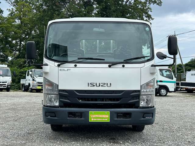 Isuzu Elf 2