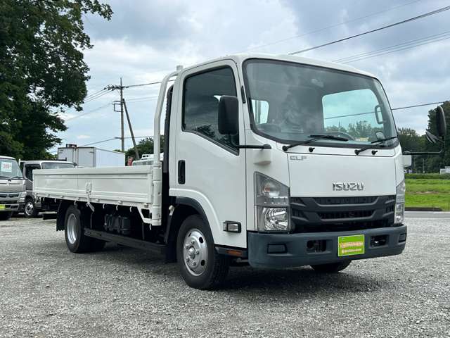 Isuzu Elf 3