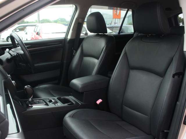 Subaru Legacy Outback 4