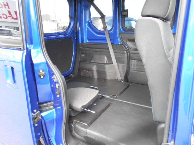 Honda N-VAN 8