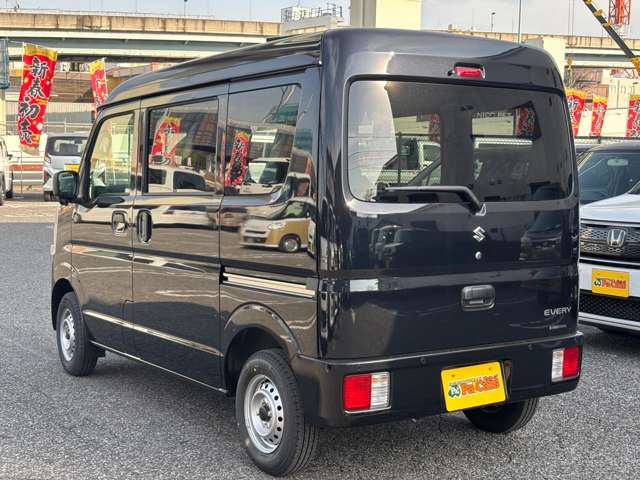 Suzuki Every 12