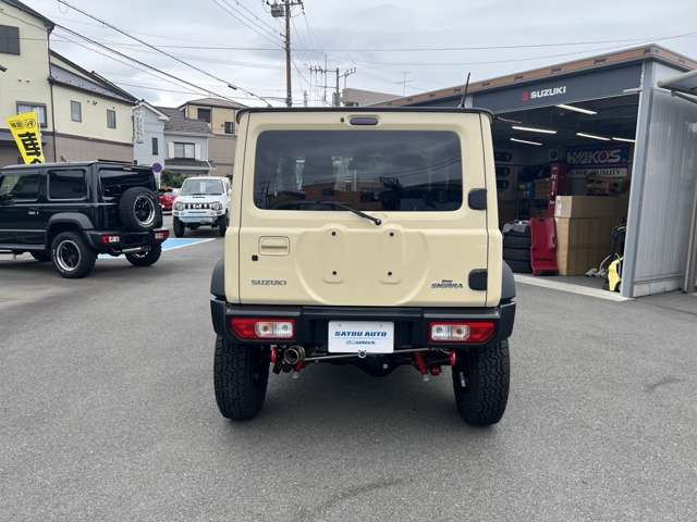 Suzuki Jimny Sierra 7