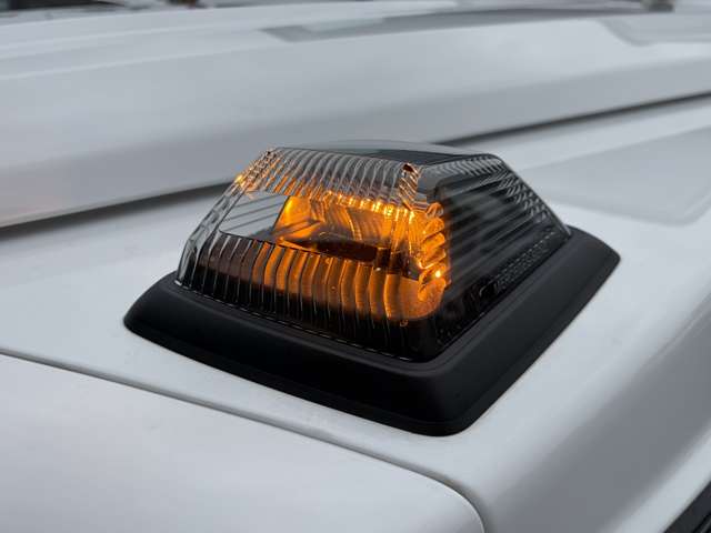 Mercedes-Benz G-Class 12