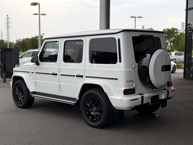 Mercedes-Benz G-Class 8