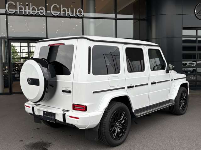 Mercedes-Benz G-Class 9