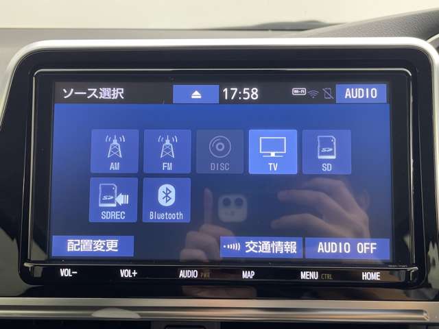Toyota Sienta 7