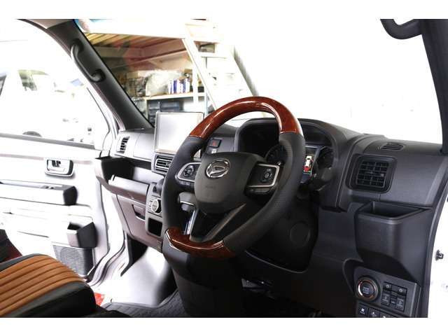 Daihatsu Atrai 12