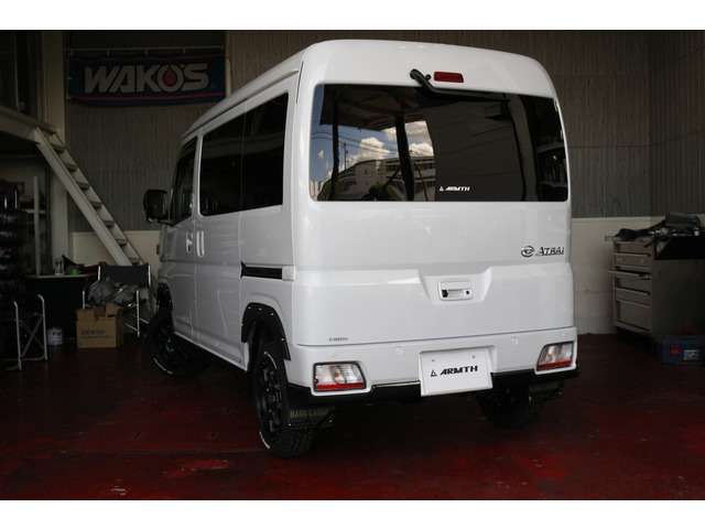 Daihatsu Atrai 7
