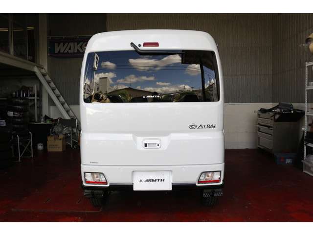 Daihatsu Atrai 8