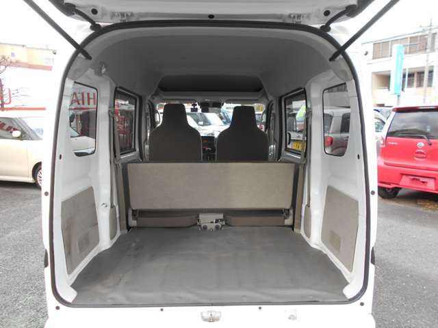 Nissan NV100 Clipper 11