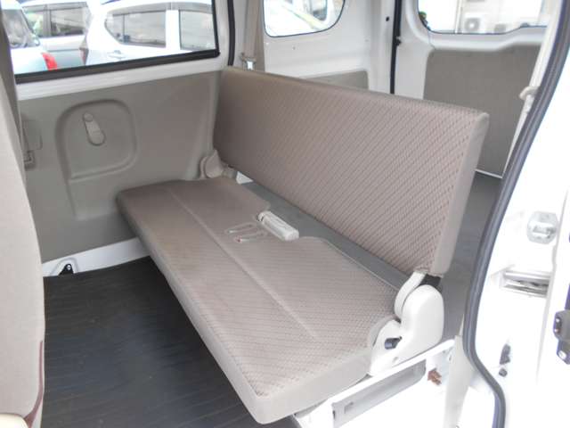 Nissan NV100 Clipper 12