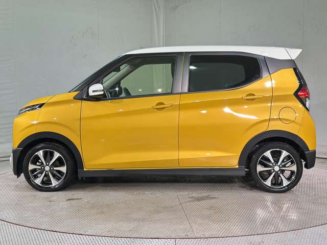 Mitsubishi eK X 9