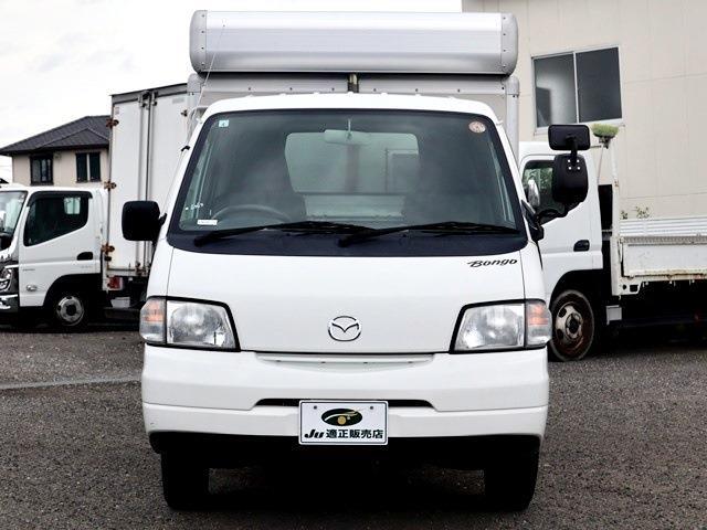 Mazda Bongo Truck 3