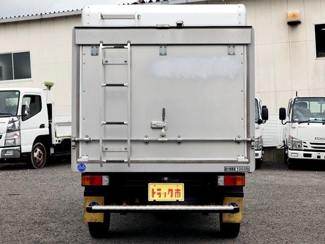 Mazda Bongo Truck 6