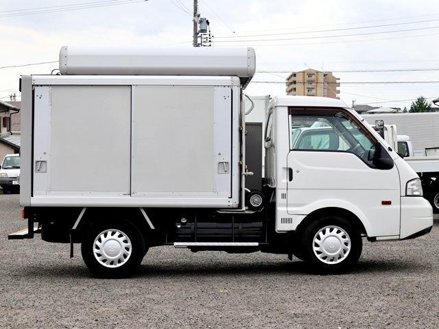 Mazda Bongo Truck 8