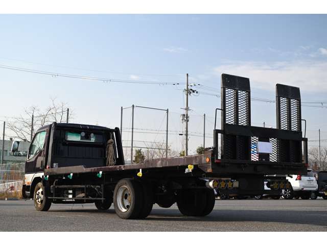 Mitsubishi Fuso Canter 11