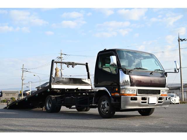 Mitsubishi Fuso Canter 9