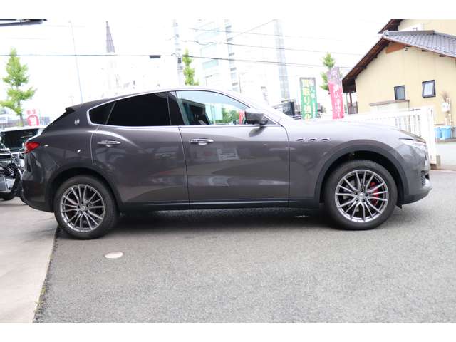 Maserati Levante 11